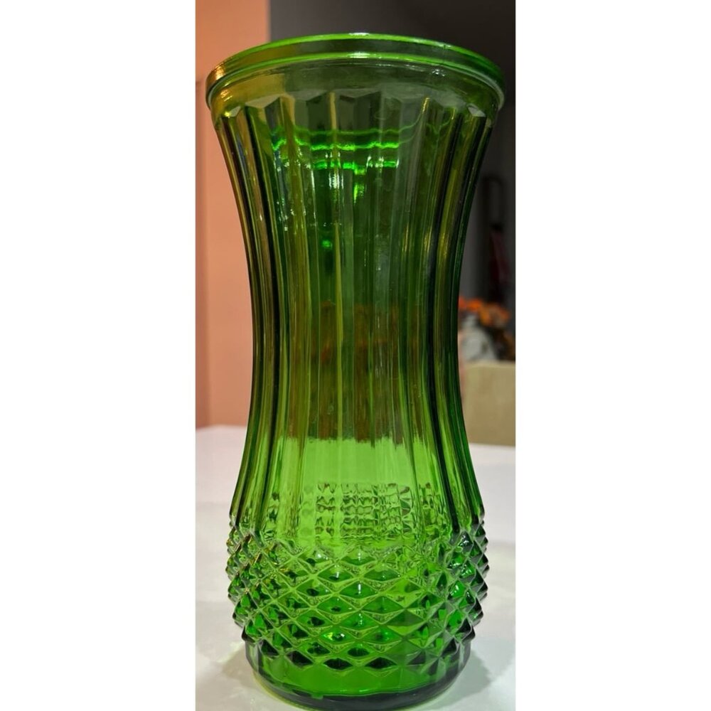 Vintage Emerald Green Hoosier Glass Vase